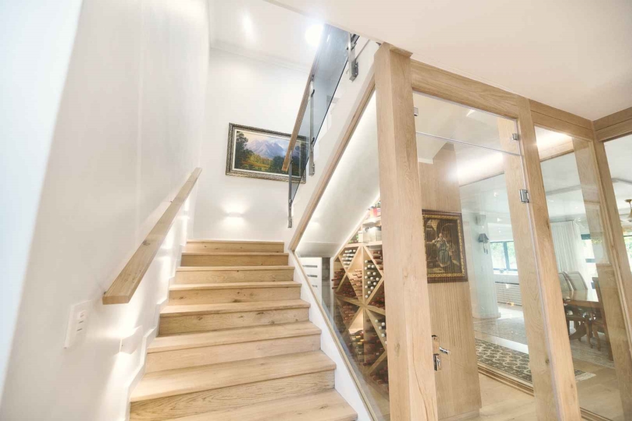 6 Bedroom Property for Sale in Hermanus Heights Western Cape